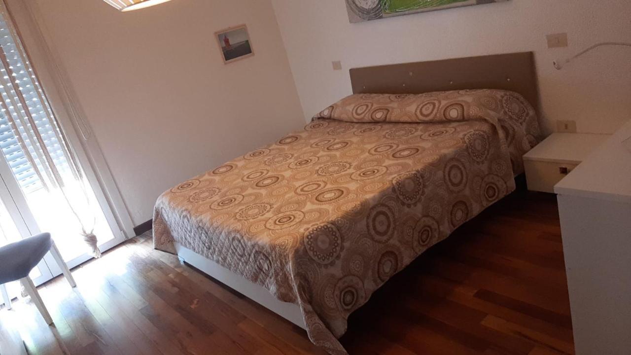 Appartamento Elegance Lignano Sabbiadoro Exteriör bild