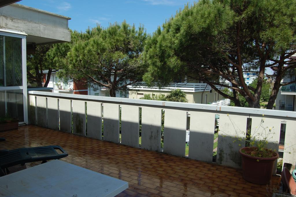 Appartamento Elegance Lignano Sabbiadoro Exteriör bild