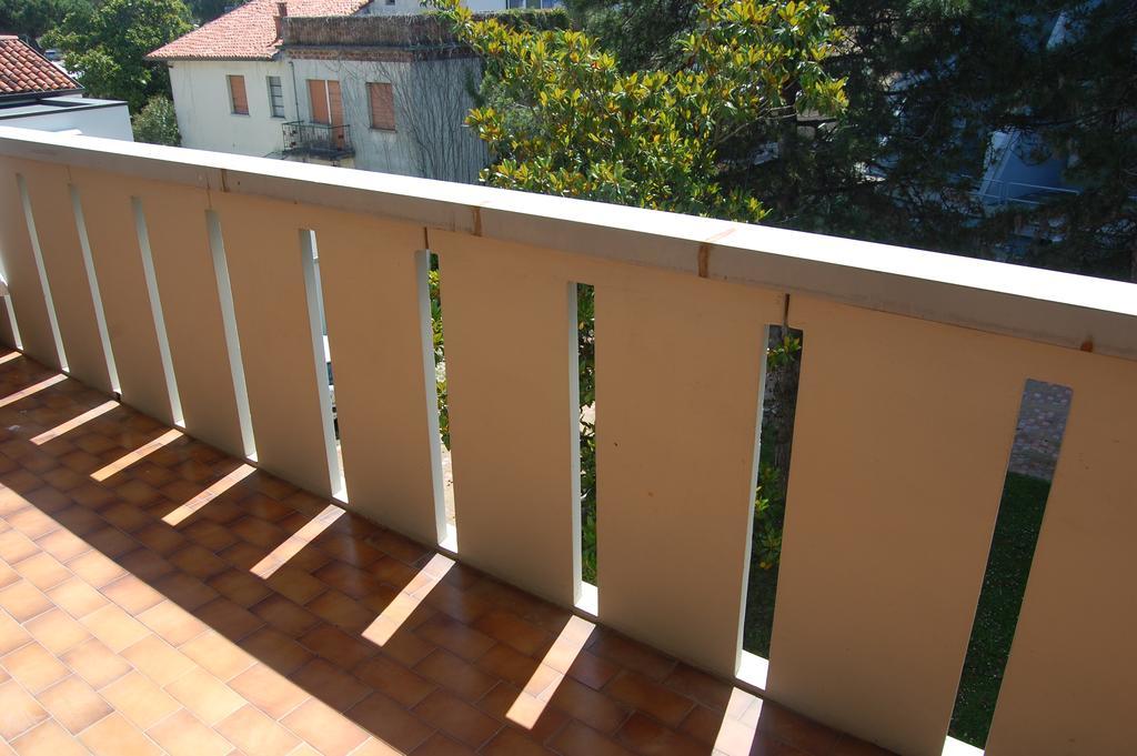 Appartamento Elegance Lignano Sabbiadoro Exteriör bild